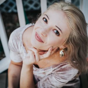 Meet your Posher, Helga